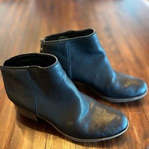 SOLD!! Lucky Brand, Black Bootie, Size 7